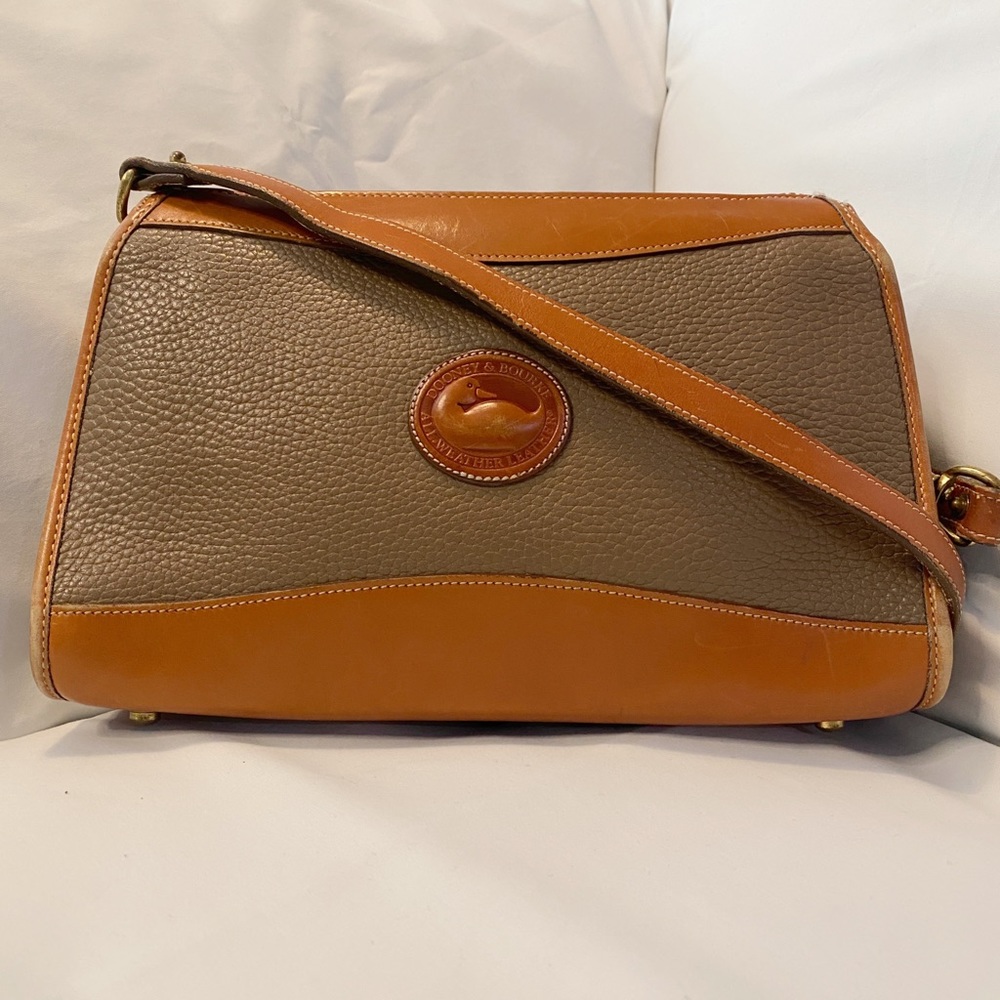 Vintage Dooney & Bourke Classic Leather Equestrian Saddle Bag